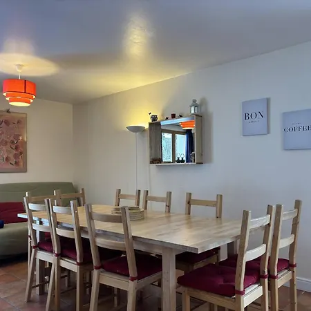 Nyaraló Maison Spacieuse Et Fonctionnelle - 5 Chambres, Terrasse, Parking Prive - Fr-1-548-27